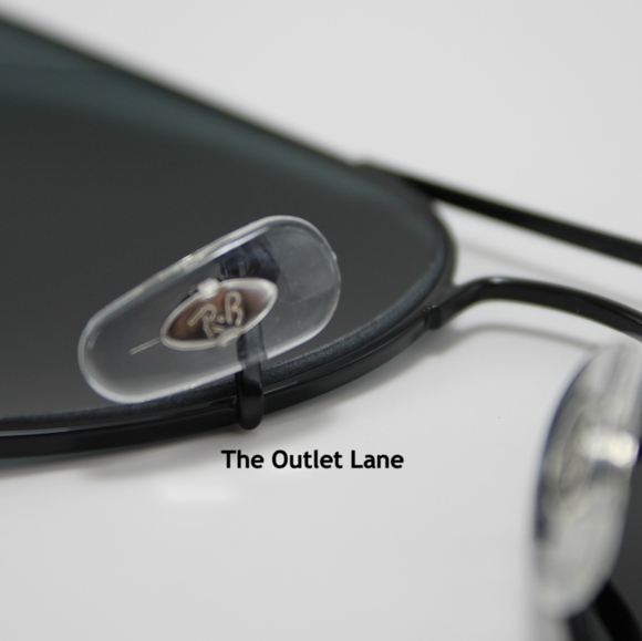 Model Display Ray-Ban Aviator Black Classic RB3025 - Picture 11 of 16